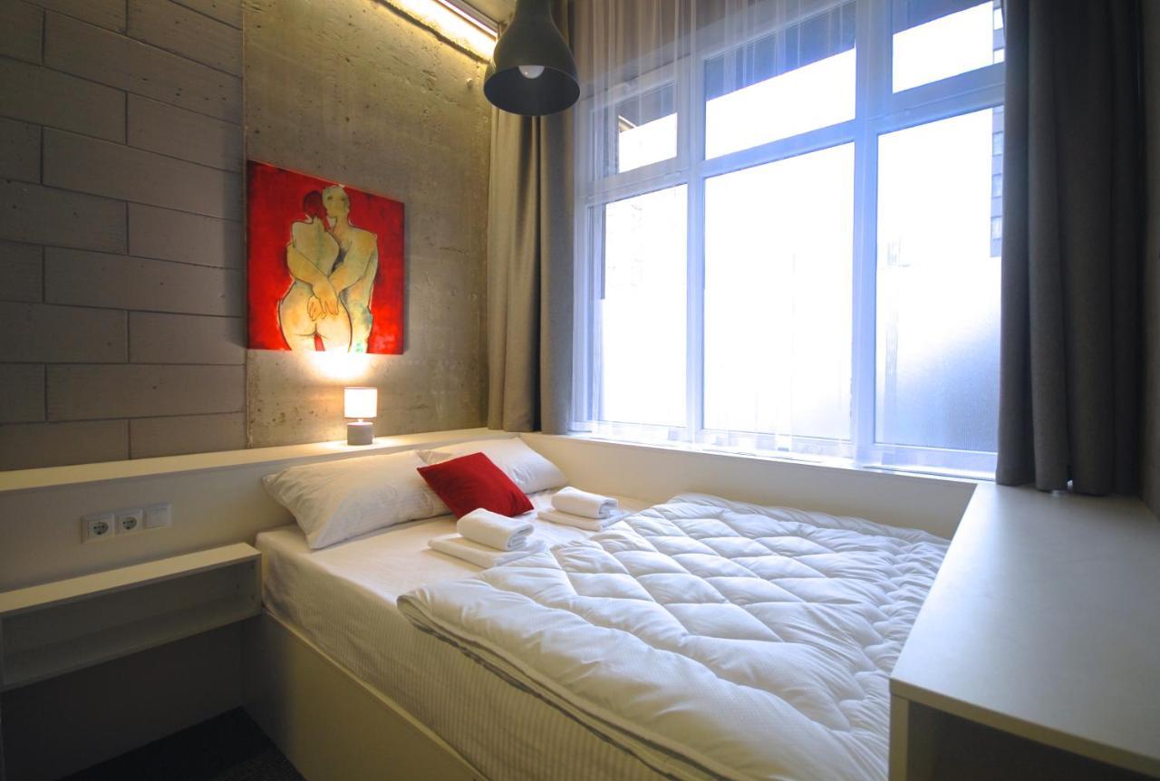 Cubby Hotel Leopoli Esterno foto