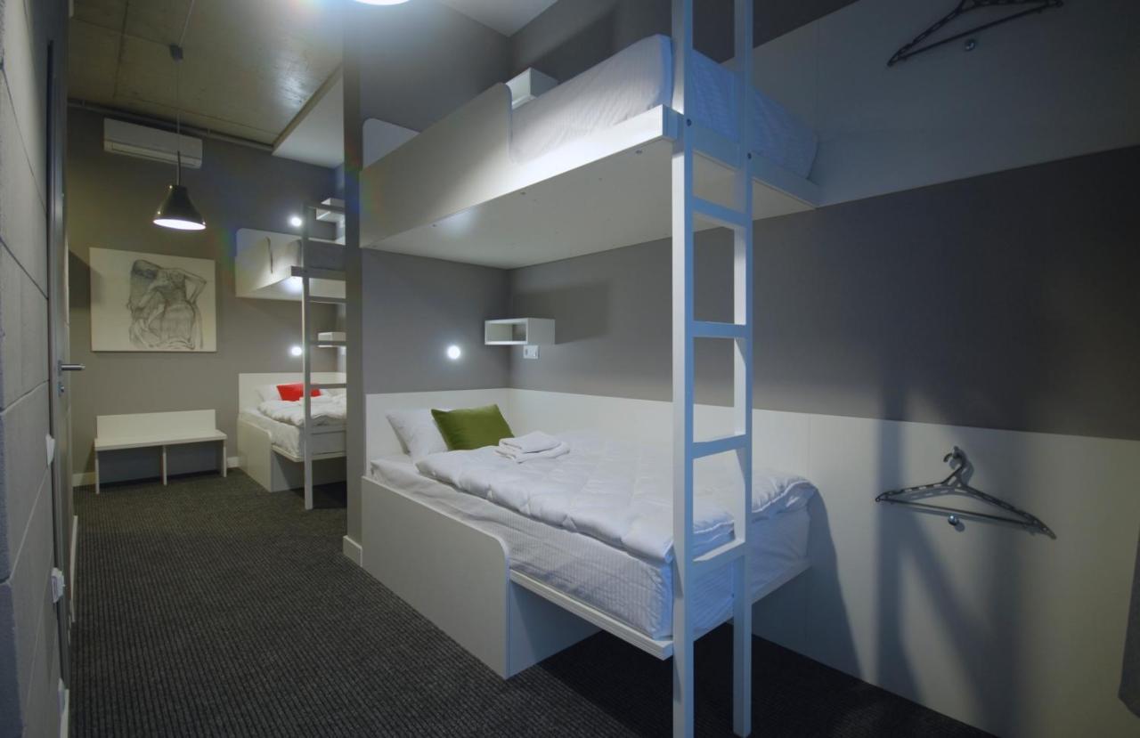 Cubby Hotel Leopoli Esterno foto